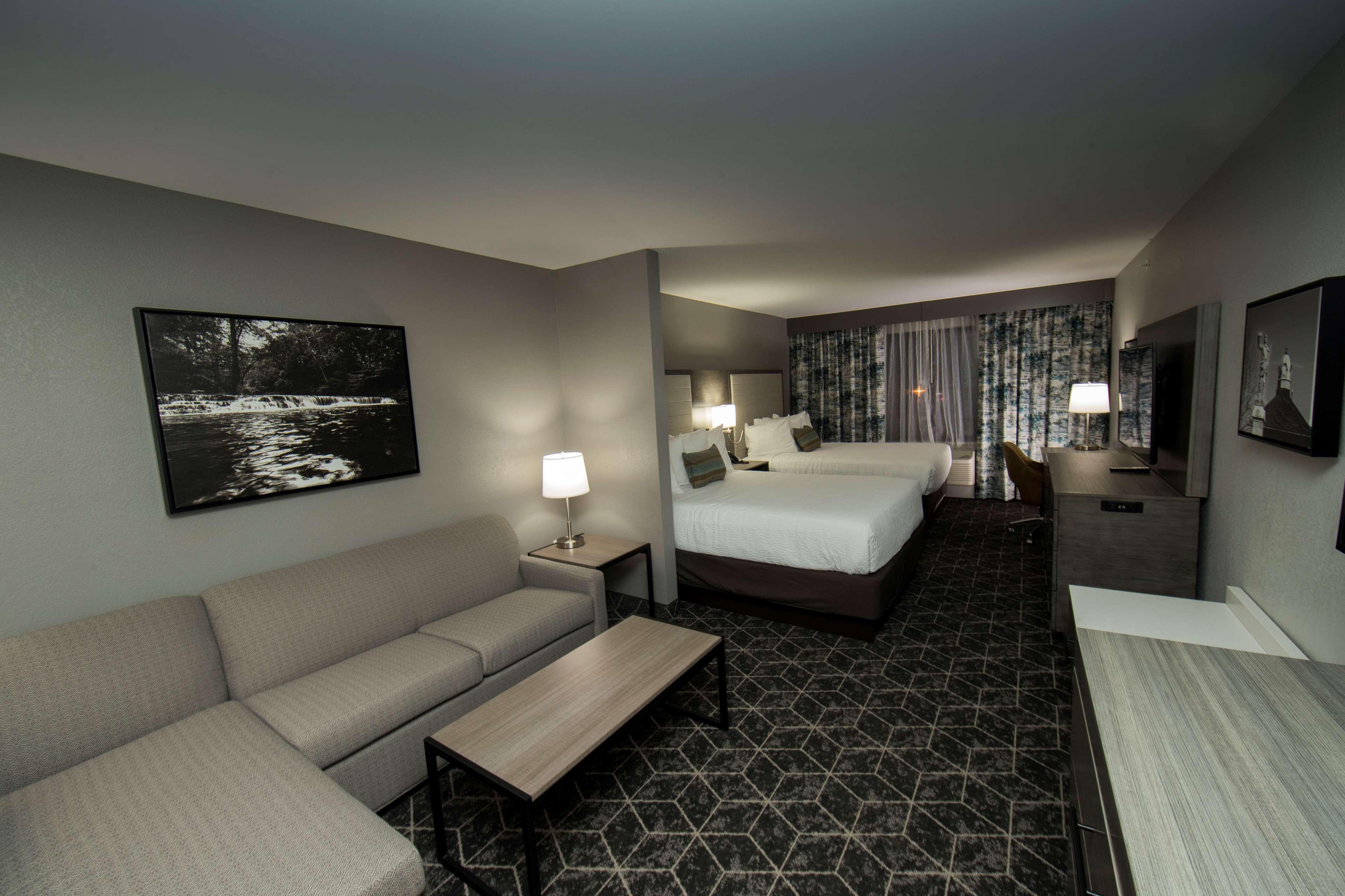 Best Western Plus Lawrenceburg Esterno foto