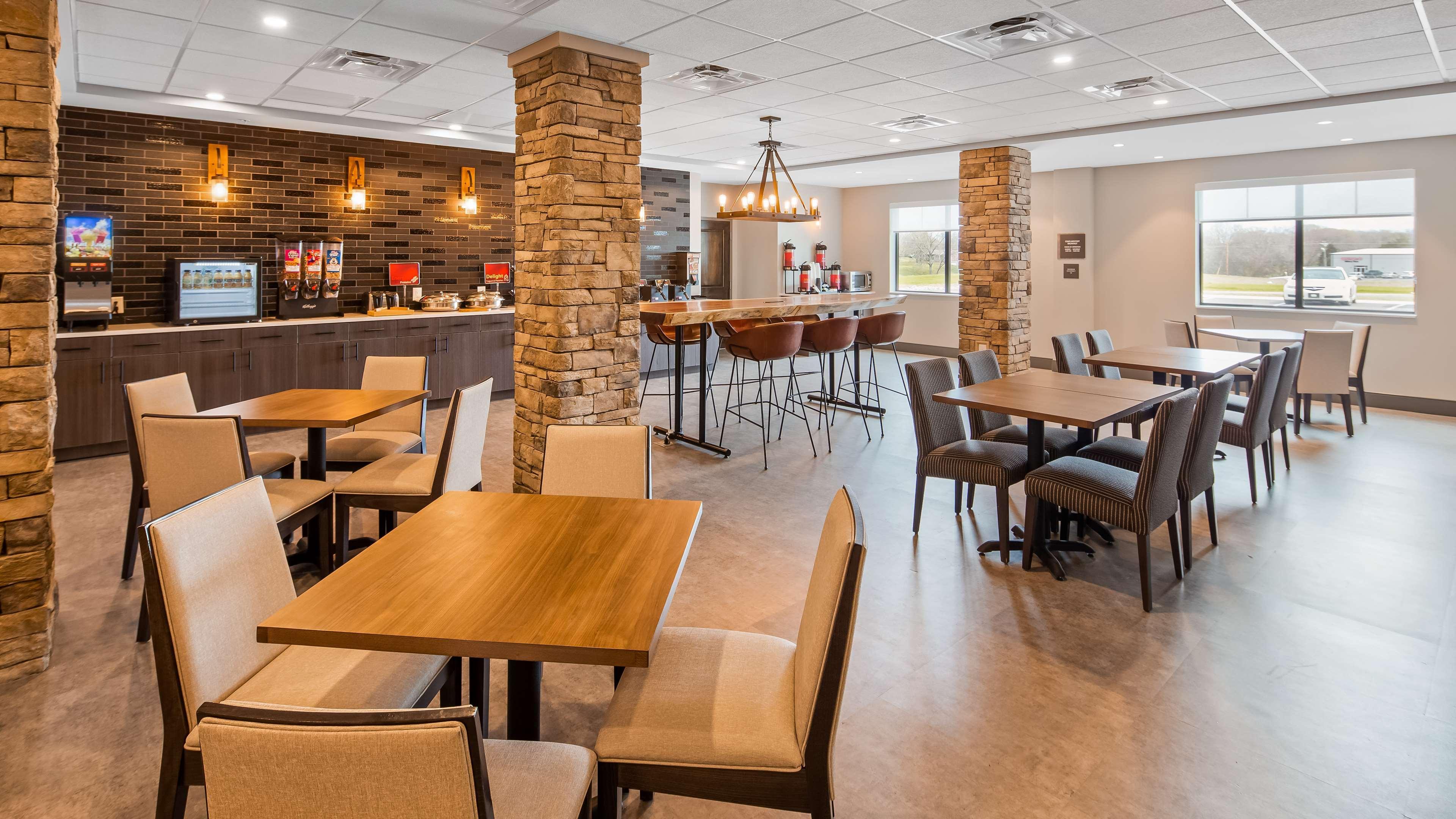 Best Western Plus Lawrenceburg Esterno foto